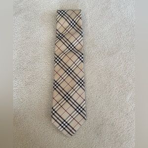 Burberry tie